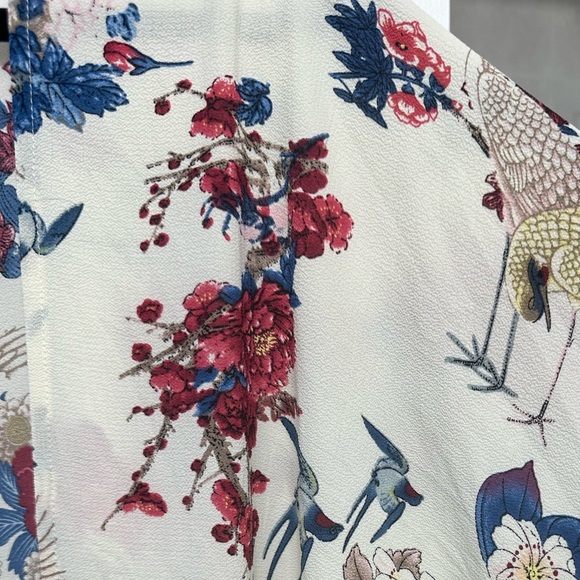 Louve Bird Pattern Open Tunic - Picture 4 of 14